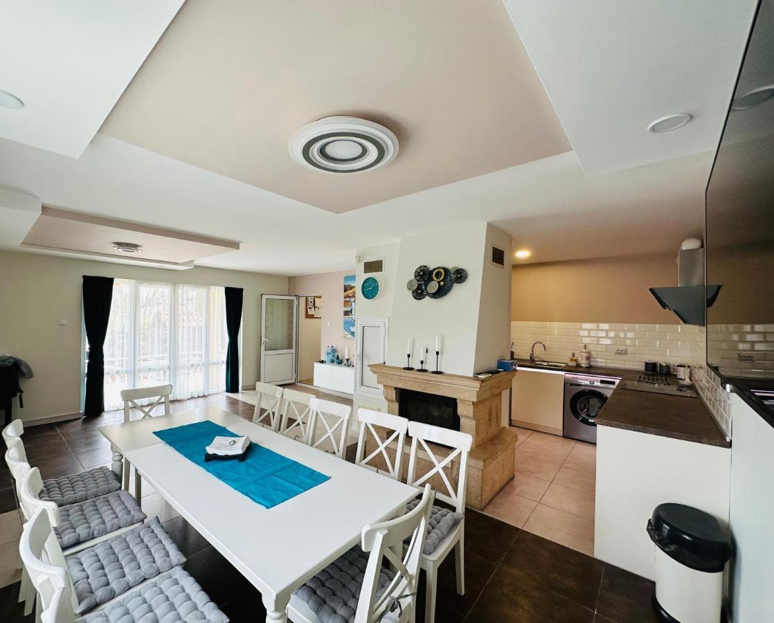 Villa Holiday Balcic Exterior foto