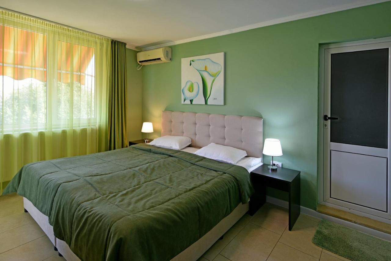 Villa Holiday Balcic Exterior foto